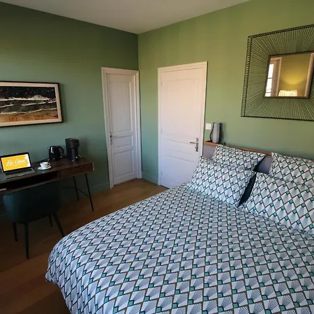 Les Cimes Du Puy-en-velay Отель типа 